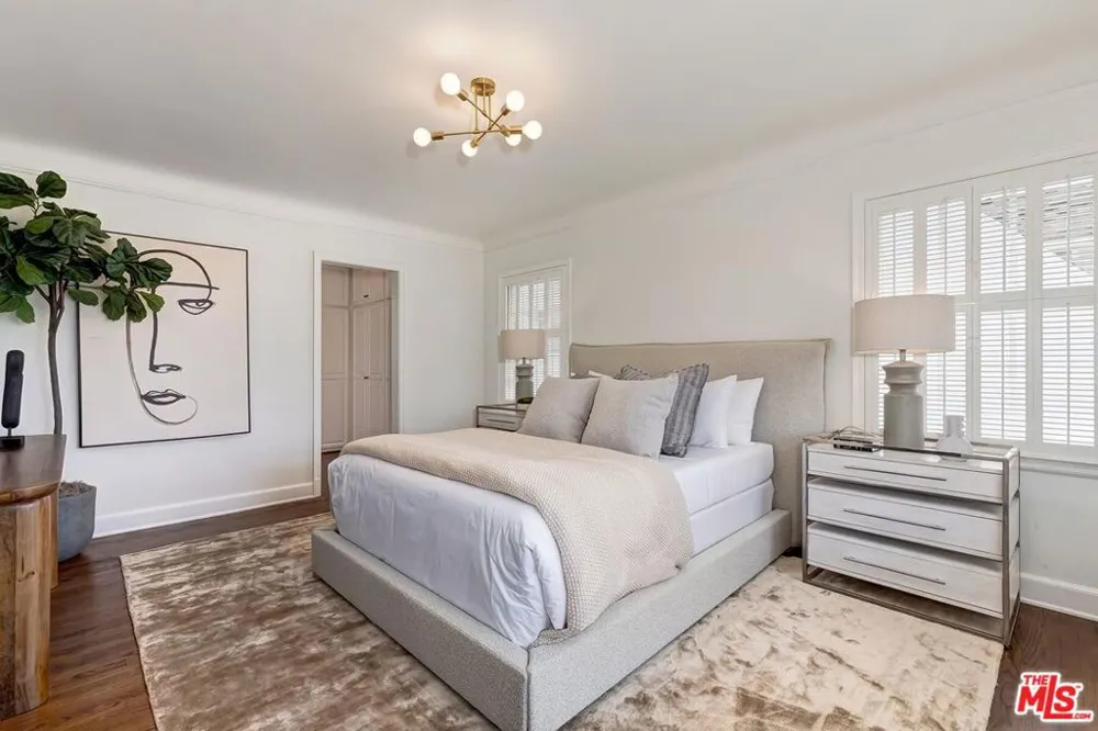 2718 Motor Avenue Los Angeles, CA 90064