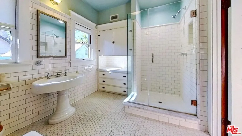 216 Mount Washington Drive Los Angeles, CA 90065