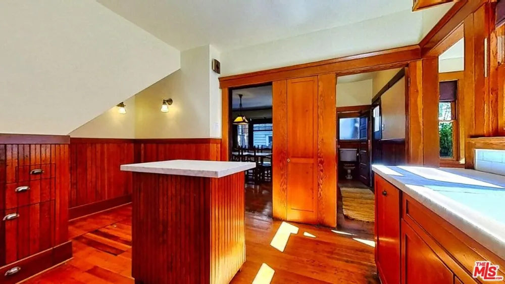 216 Mount Washington Drive Los Angeles, CA 90065