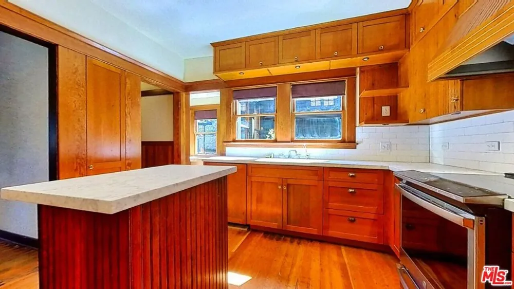 216 Mount Washington Drive Los Angeles, CA 90065