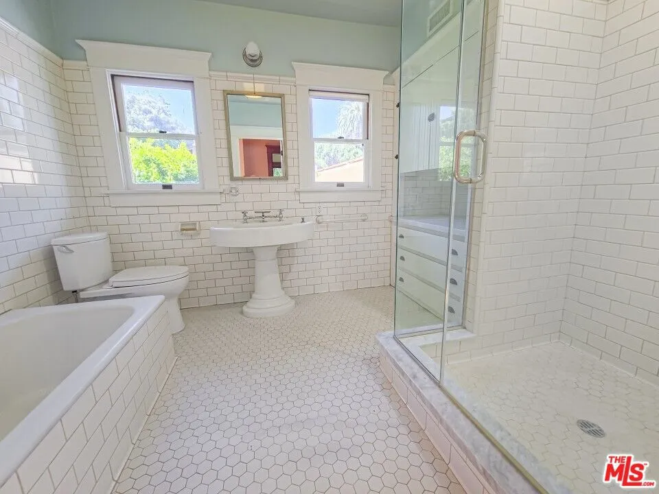 216 Mount Washington Drive Los Angeles, CA 90065