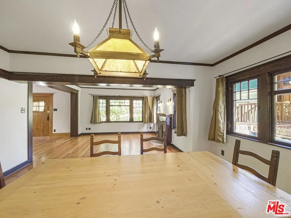 216 Mount Washington Drive Los Angeles, CA 90065