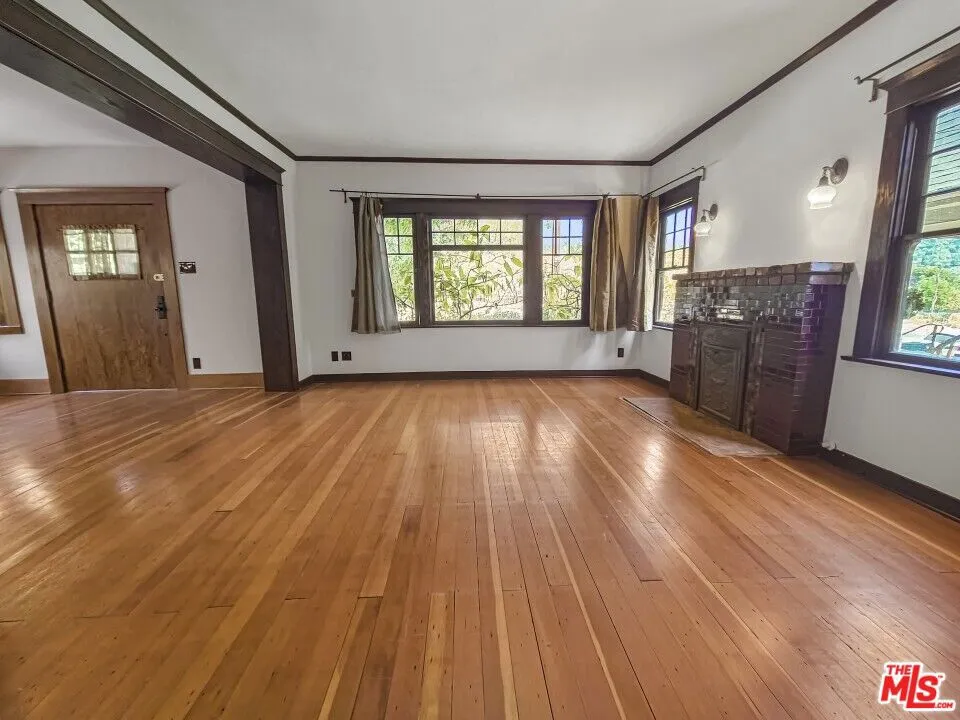 216 Mount Washington Drive Los Angeles, CA 90065