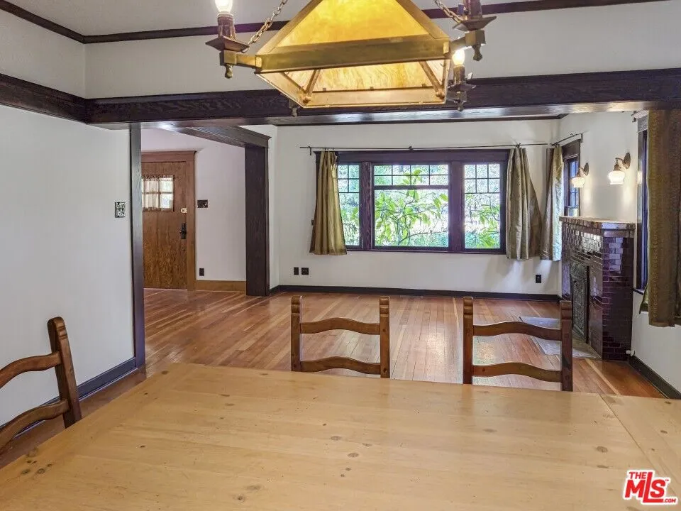 216 Mount Washington Drive Los Angeles, CA 90065