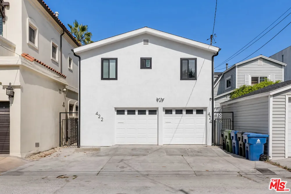 424 Carroll Canal Venice, CA 90291
