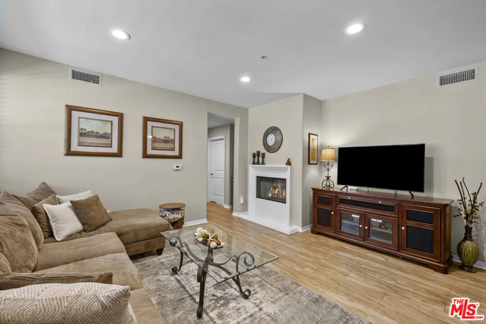 1546 Windshore Way Oxnard, CA 93035
