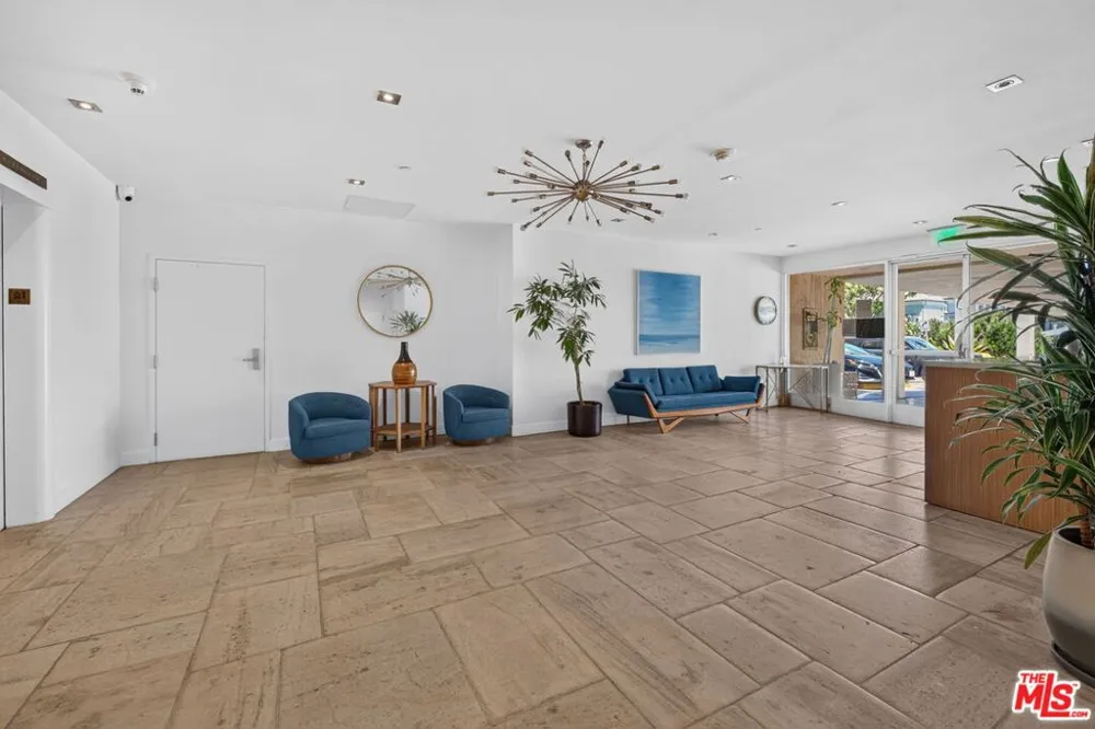 101 California Avenue #1404 Santa Monica, CA 90403