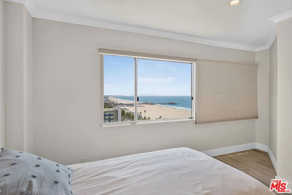 101 California Avenue #1404 Santa Monica, CA 90403