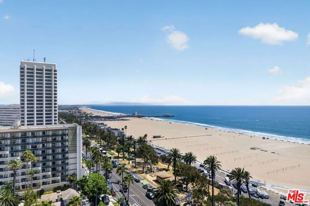 101 California Avenue #1404 Santa Monica, CA 90403