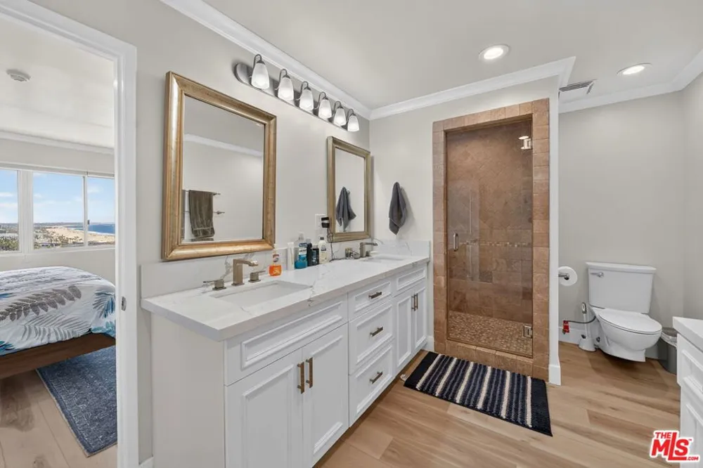 101 California Avenue #1404 Santa Monica, CA 90403