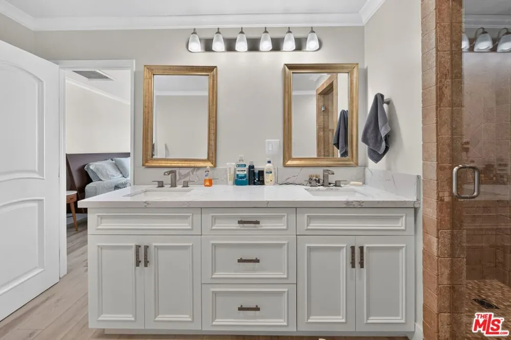 101 California Avenue #1404 Santa Monica, CA 90403