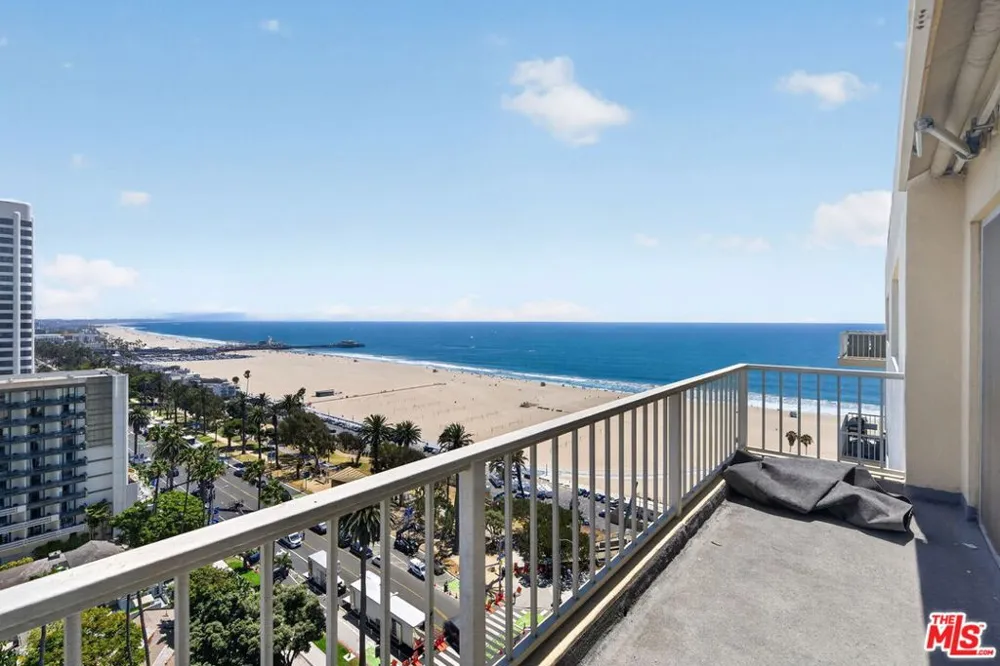 101 California Avenue #1404 Santa Monica, CA 90403