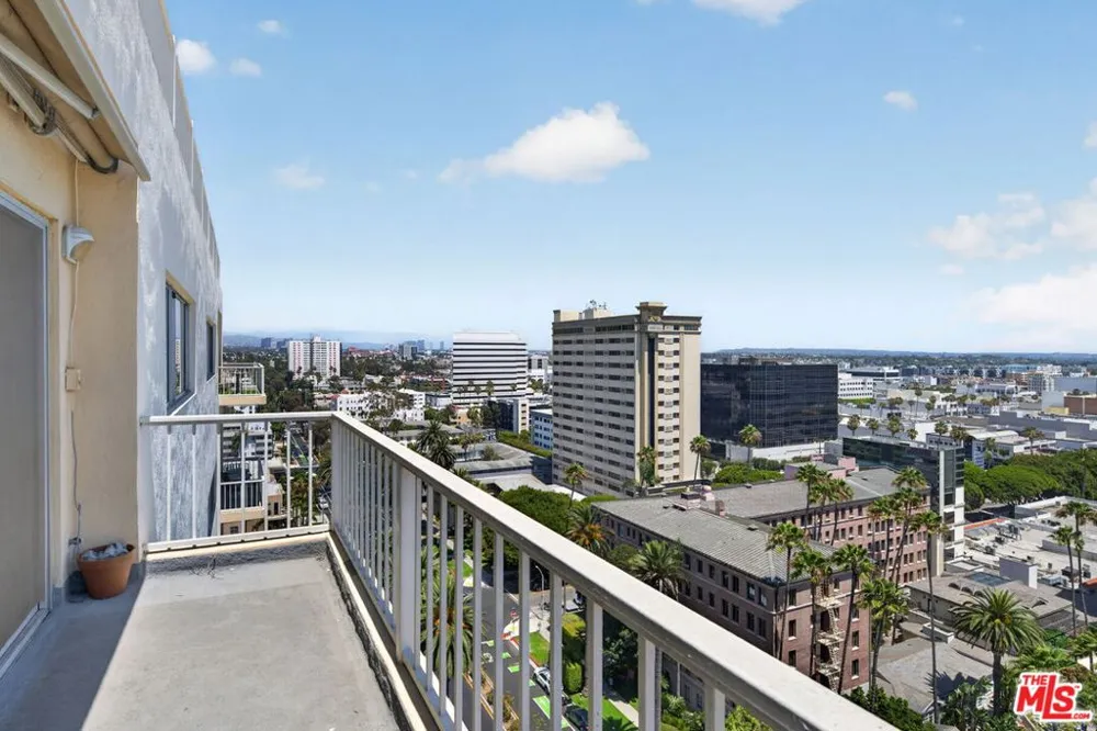 101 California Avenue #1404 Santa Monica, CA 90403