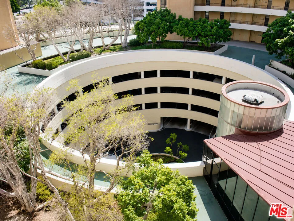 4316 Marina City Drive #519 Marina del Rey, CA 90292