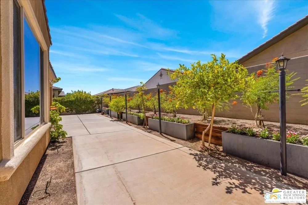 51 Bordeaux Rancho Mirage, CA 92270