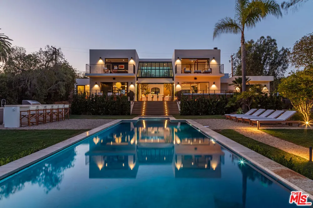 28834 Boniface Drive Malibu, CA 90265