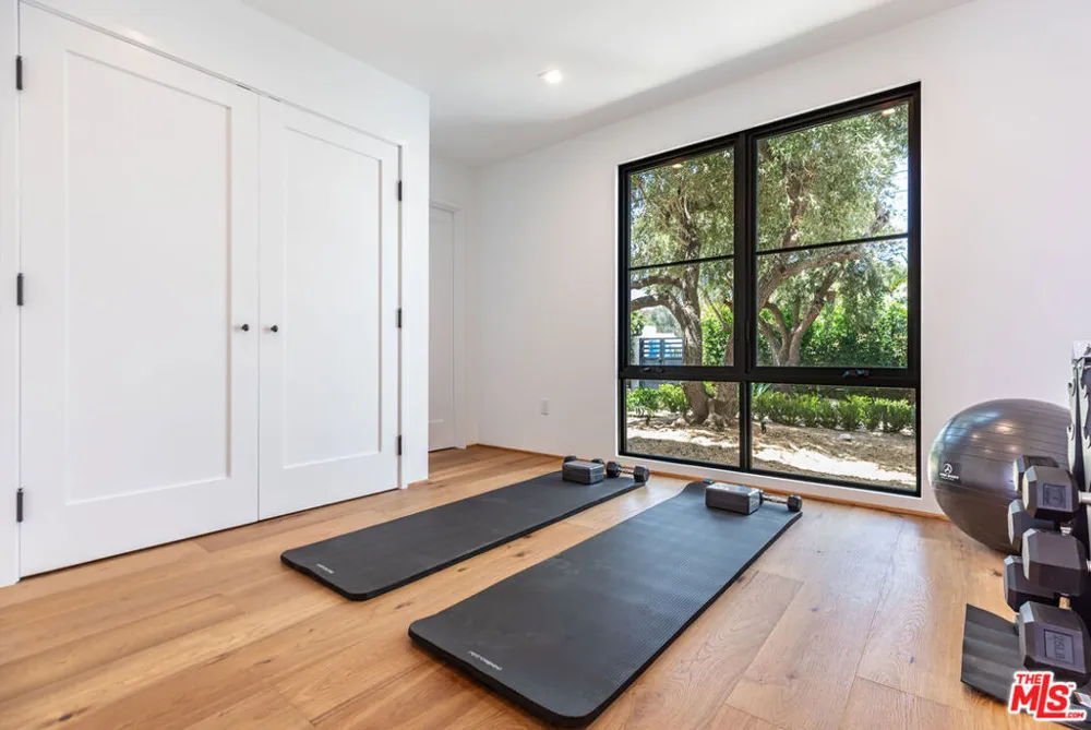 28834 Boniface Drive Malibu, CA 90265