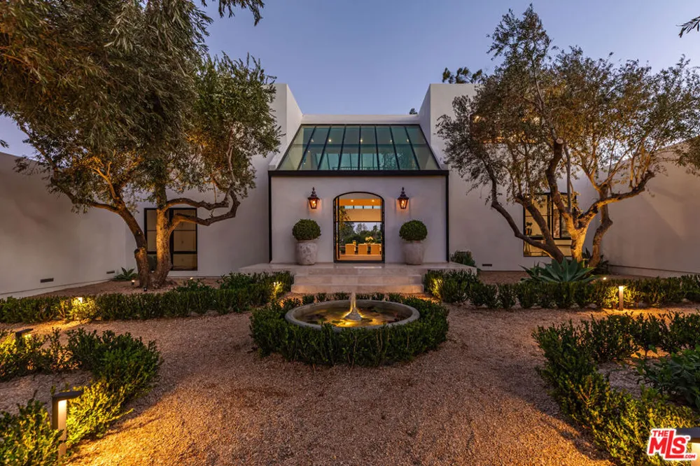 28834 Boniface Drive Malibu, CA 90265