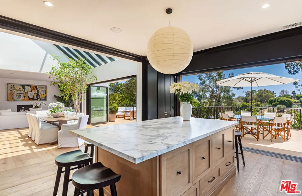 28834 Boniface Drive Malibu, CA 90265