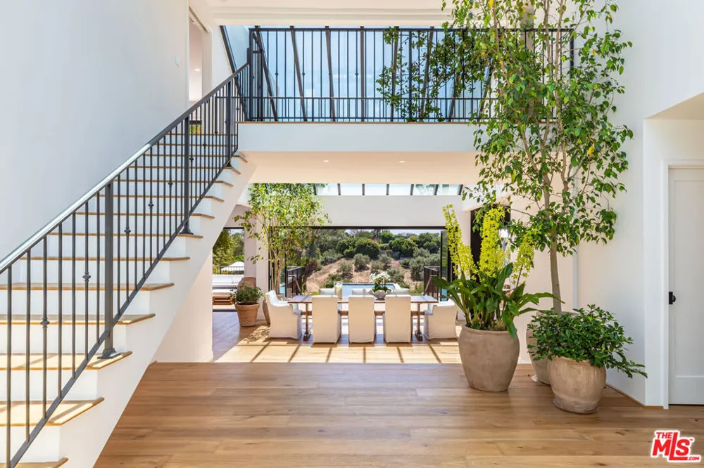 28834 Boniface Drive Malibu, CA 90265