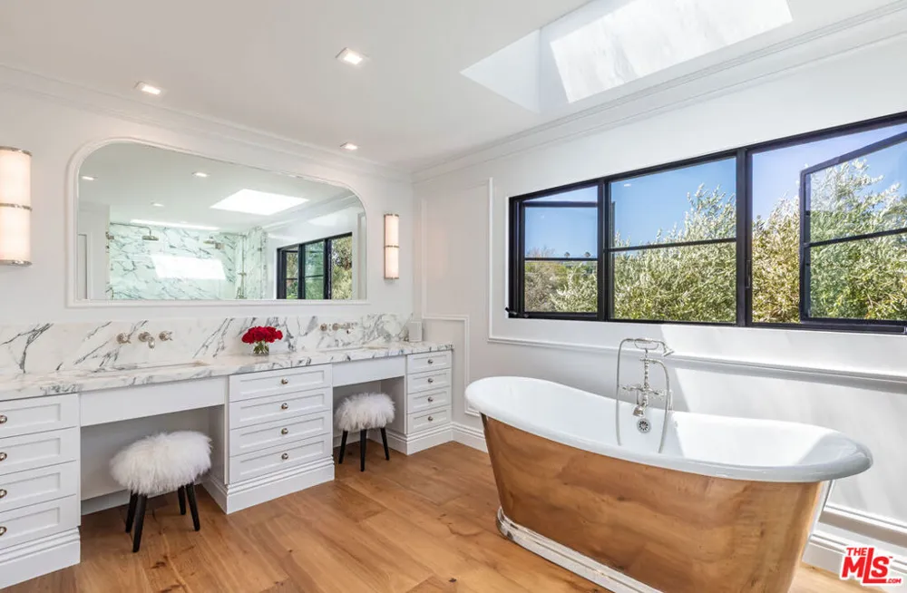 28834 Boniface Drive Malibu, CA 90265