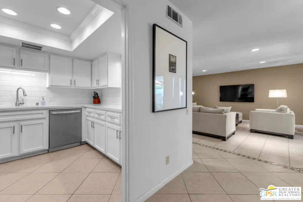 1614 S Andee Drive Palm Springs, CA 92264