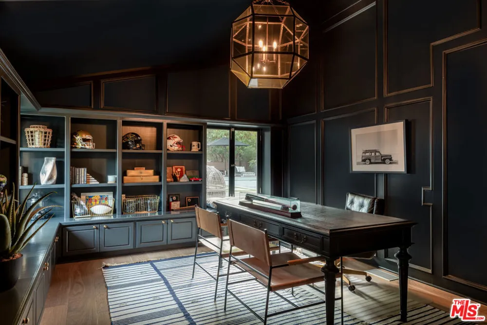 12047 Summit Circle Beverly Hills, CA 90210