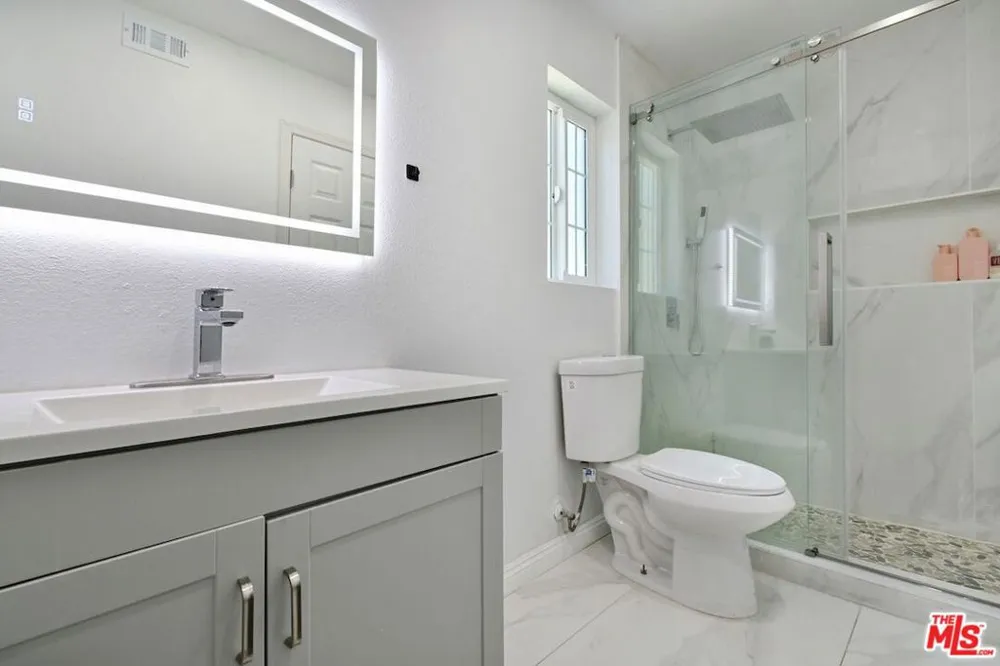 16511 Halsey Street Granada Hills, CA 91344