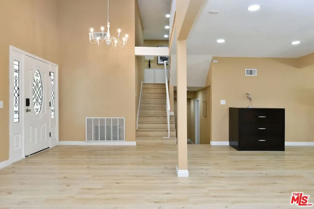 16511 Halsey Street Granada Hills, CA 91344
