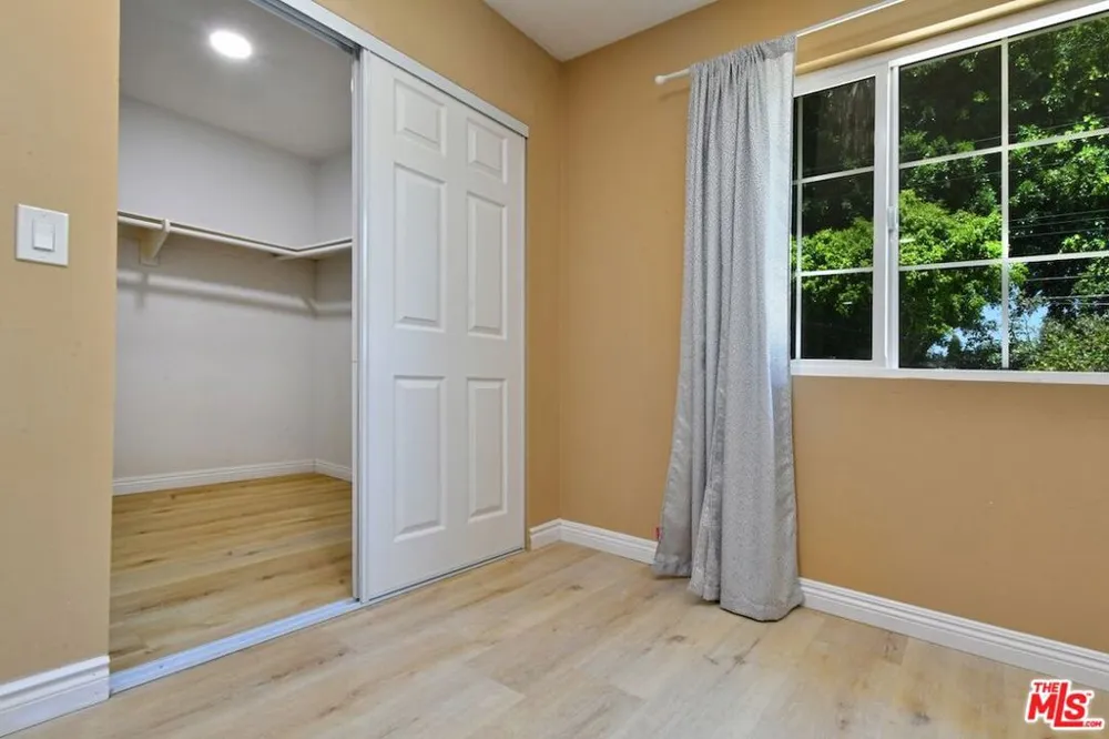 16511 Halsey Street Granada Hills, CA 91344