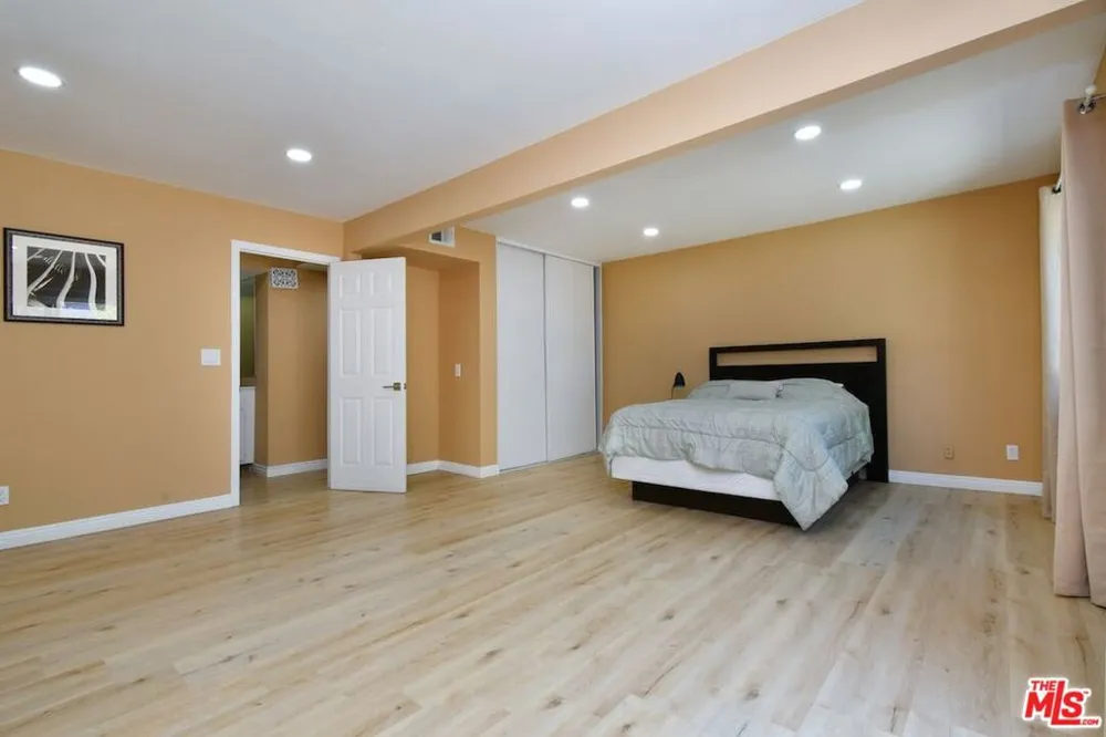 16511 Halsey Street Granada Hills, CA 91344