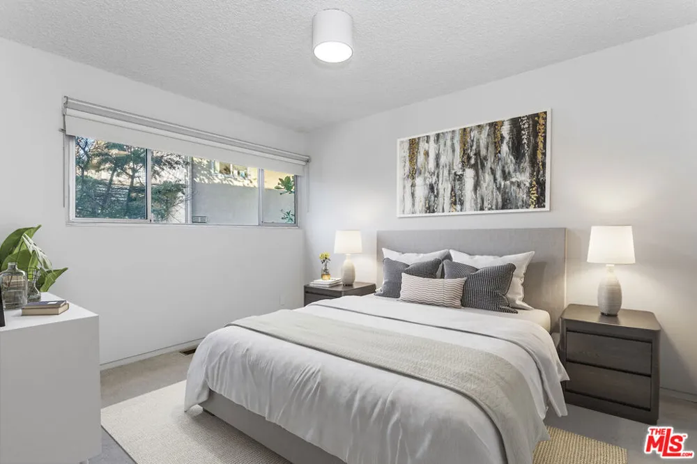 6826 Iris Circle Los Angeles, CA 90068