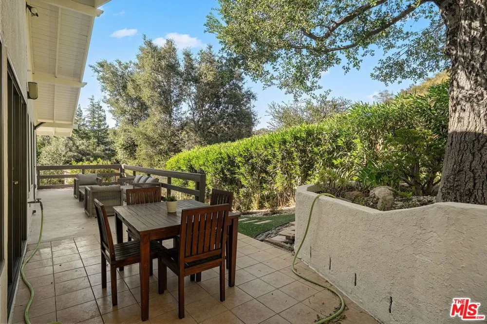 283 Lake Sherwood Drive Lake Sherwood, CA 91361