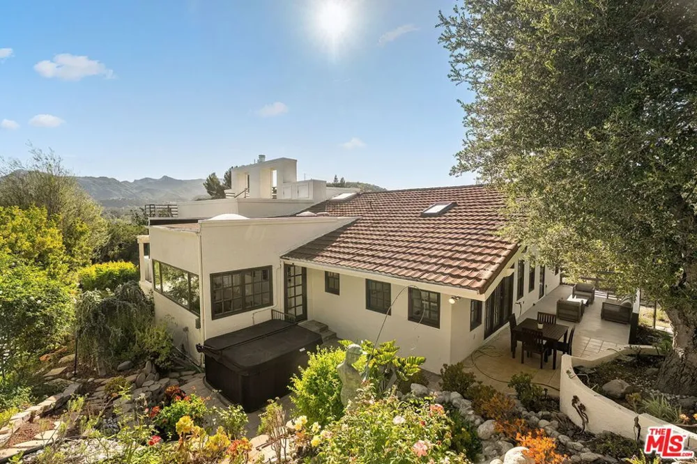 283 Lake Sherwood Drive Lake Sherwood, CA 91361