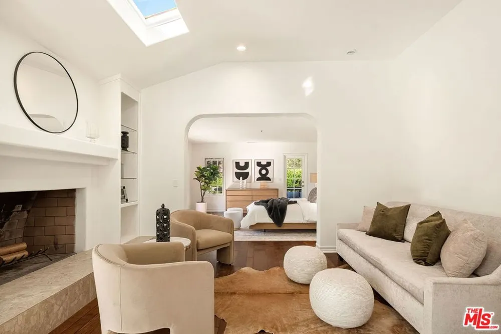283 Lake Sherwood Drive Lake Sherwood, CA 91361