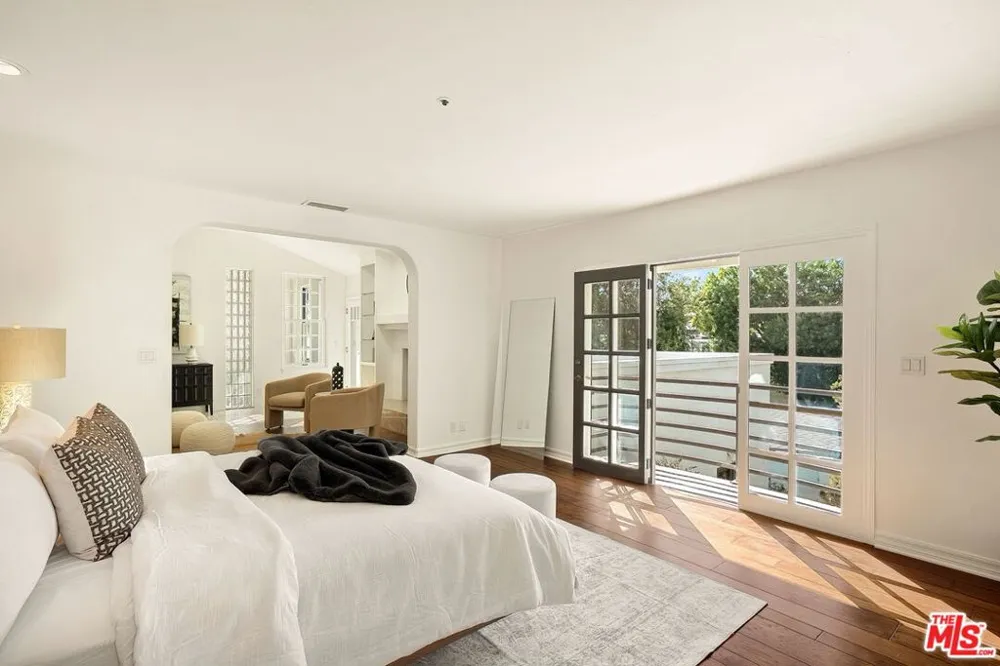 283 Lake Sherwood Drive Lake Sherwood, CA 91361