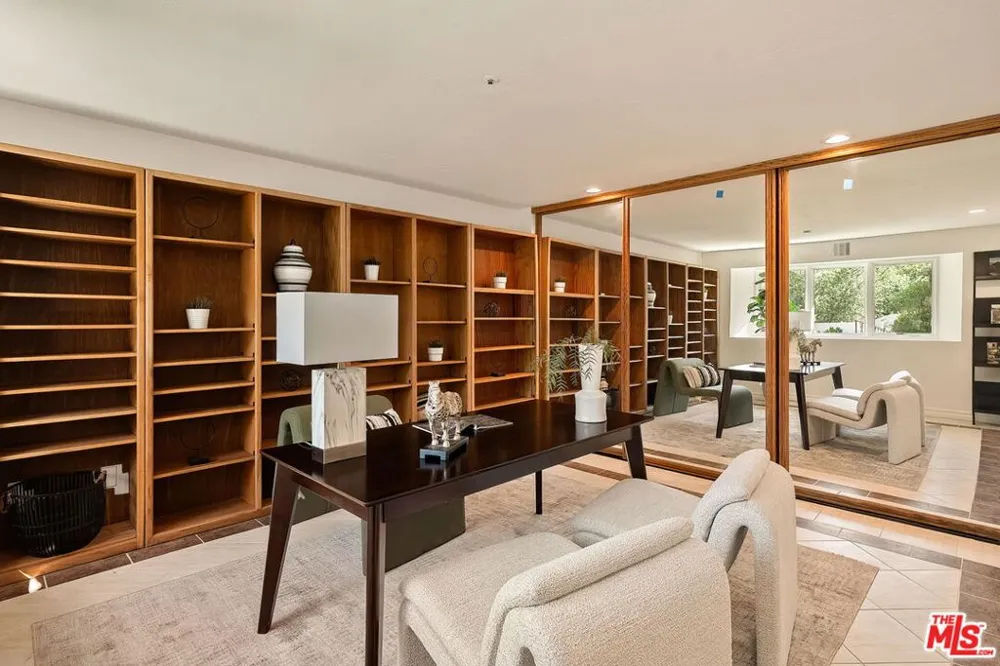 283 Lake Sherwood Drive Lake Sherwood, CA 91361