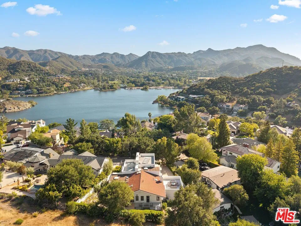 283 Lake Sherwood Drive Lake Sherwood, CA 91361