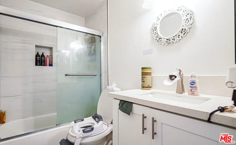4557 Toledo Way Buena Park, CA 90621