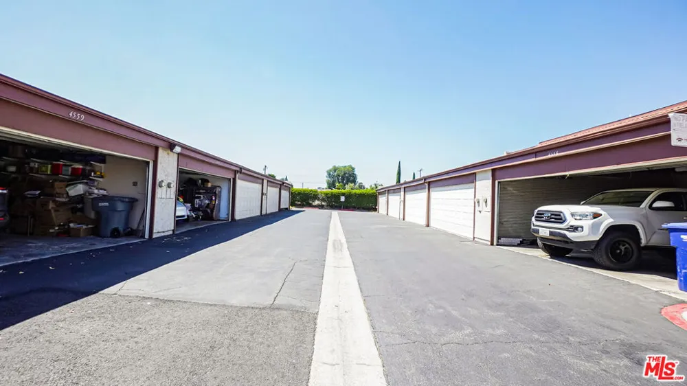 4557 Toledo Way Buena Park, CA 90621