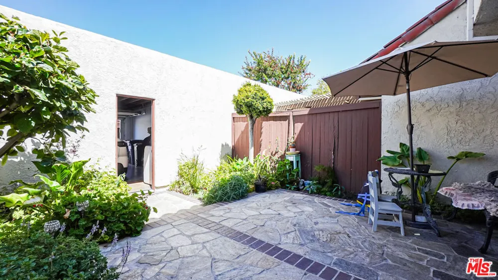 4557 Toledo Way Buena Park, CA 90621