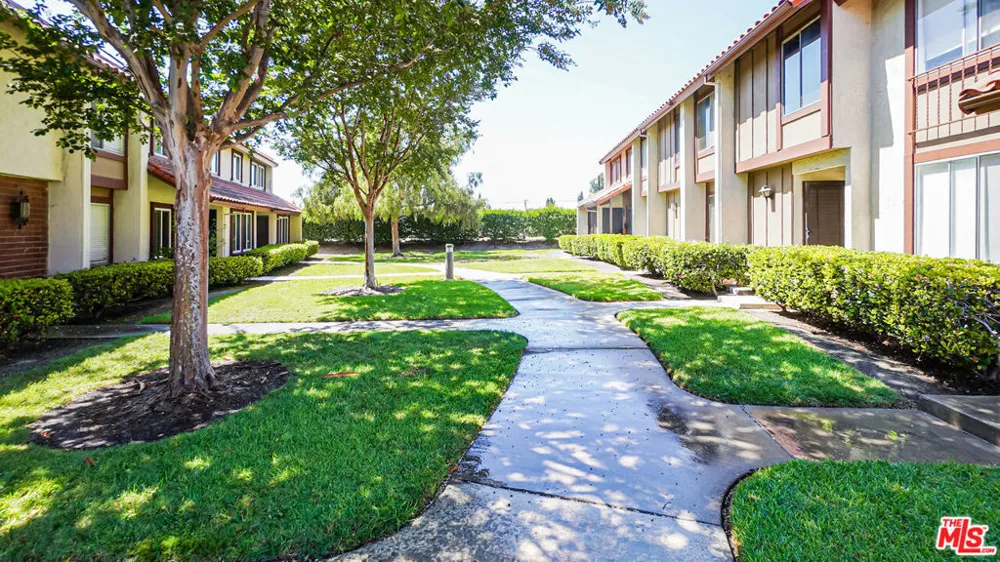 4557 Toledo Way Buena Park, CA 90621