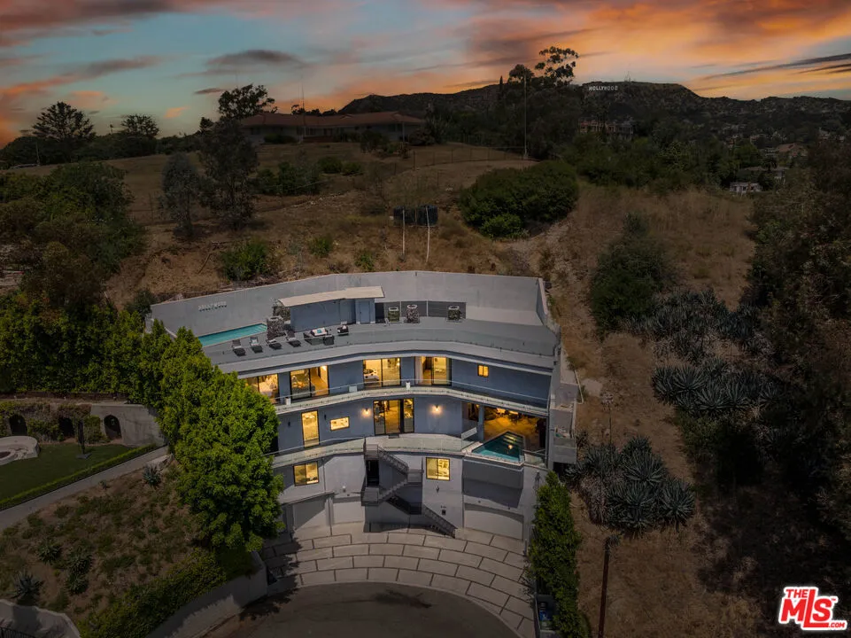 6181 Temple Hill Drive Los Angeles, CA 90068