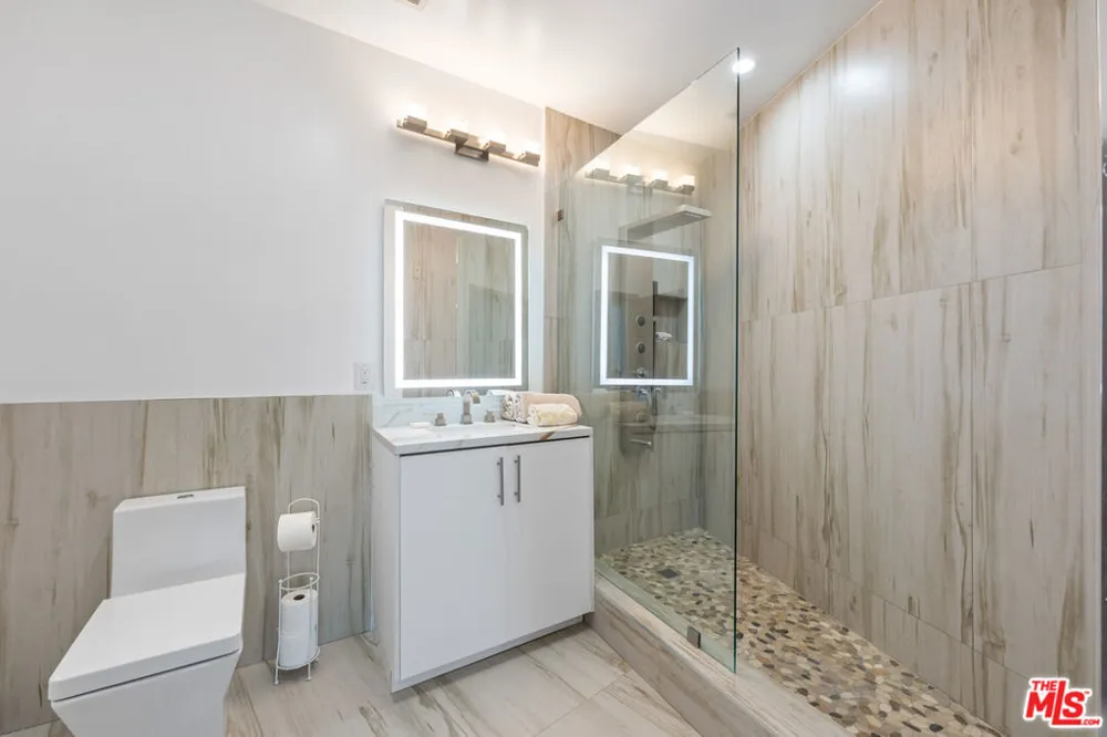 6181 Temple Hill Drive Los Angeles, CA 90068