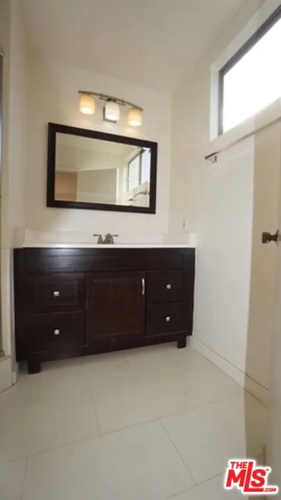 1538 STANFORD STREET #15 Santa Monica, CA 90404