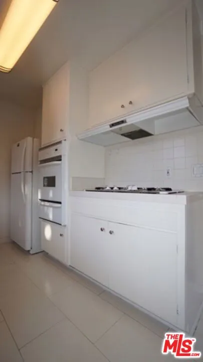 1538 STANFORD STREET #15 Santa Monica, CA 90404