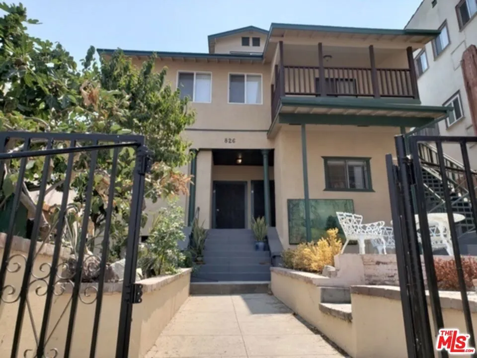 826 S Park View Street #1 Los Angeles, CA 90057