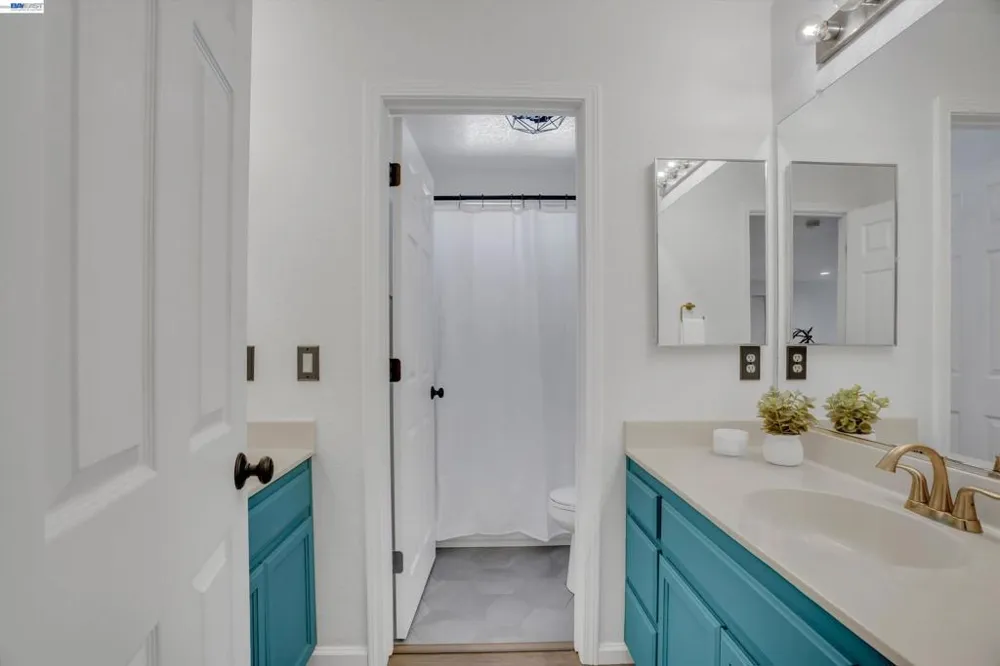 757 Dody Dr Manteca, CA 95337