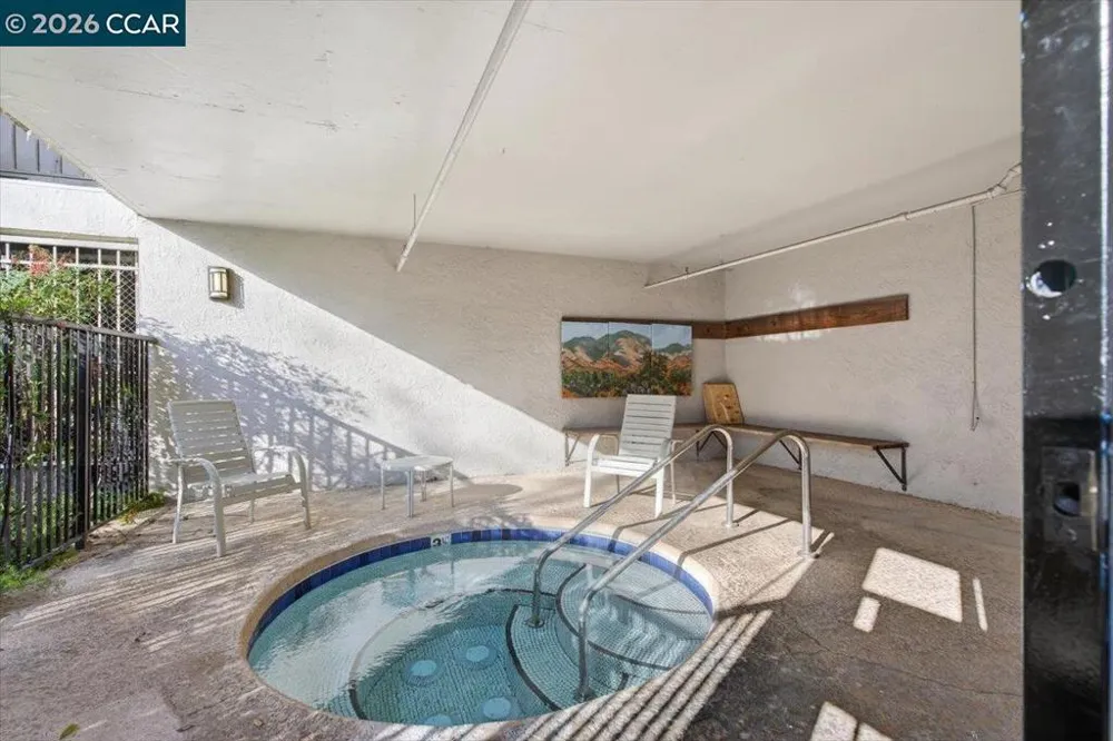 3183 Wayside Plz #311 Walnut Creek, CA 94597