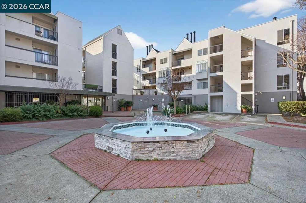 3183 Wayside Plz #311 Walnut Creek, CA 94597